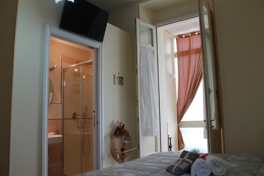 Hotel Da Agnese Locazioni Brevi Cagliari Zimmer foto