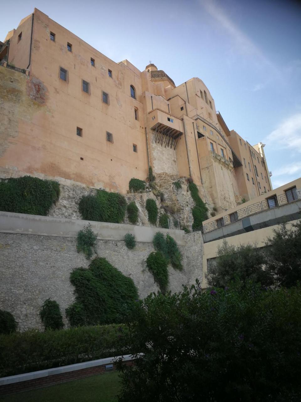 Hotel Da Agnese Locazioni Brevi Cagliari Exterior foto